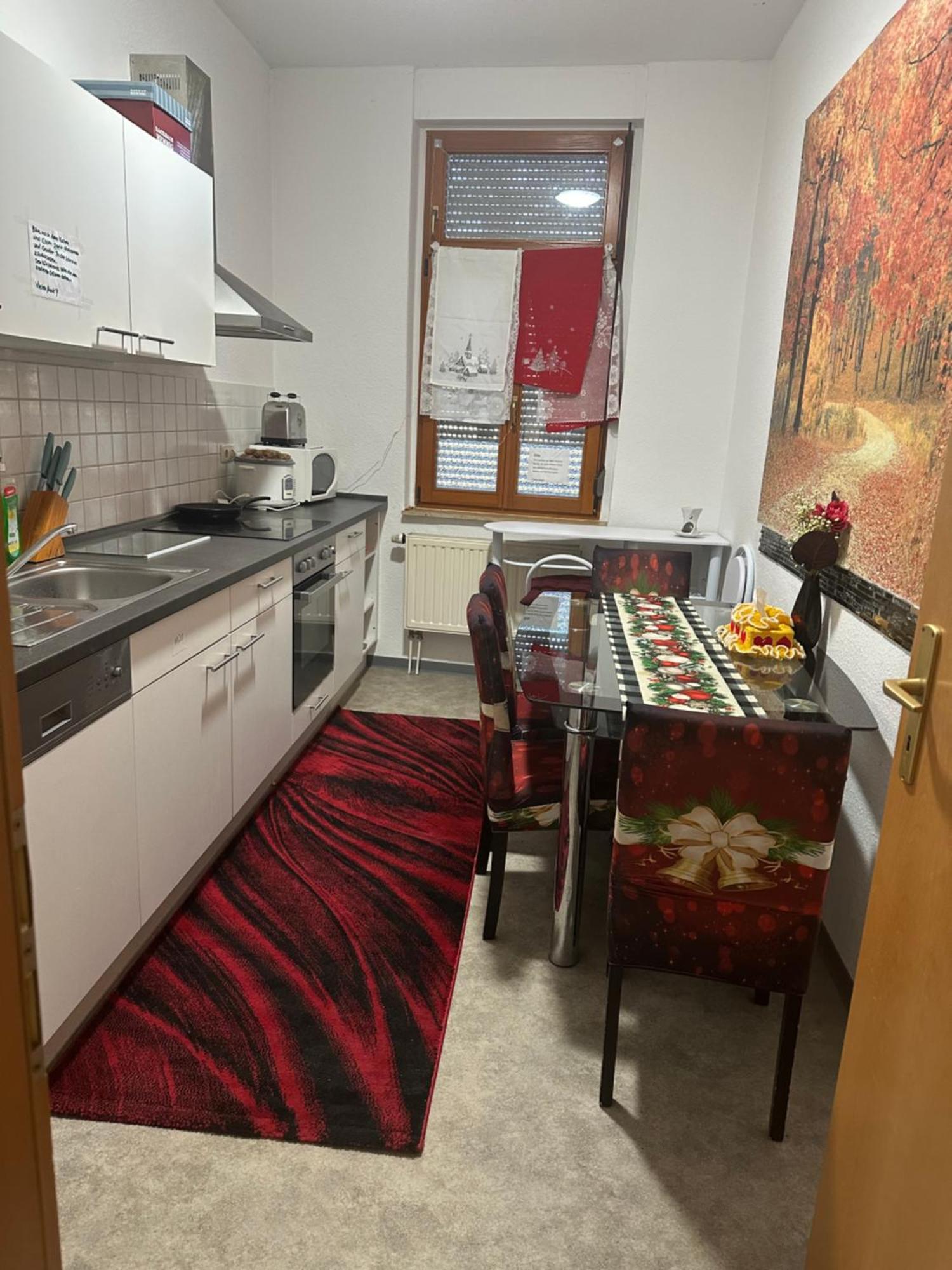 Ferienzimmer Healing Und Montuerwohnung Weissenfels Bagian luar foto