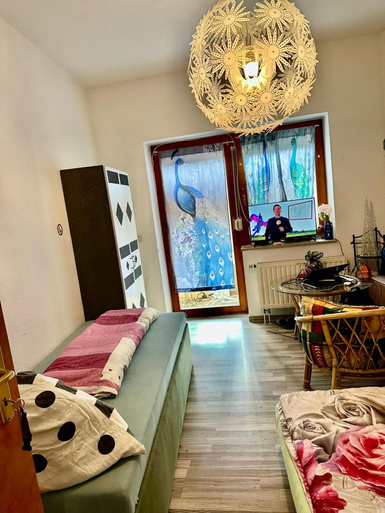 Ferienzimmer Healing Und Montuerwohnung Weissenfels Bagian luar foto