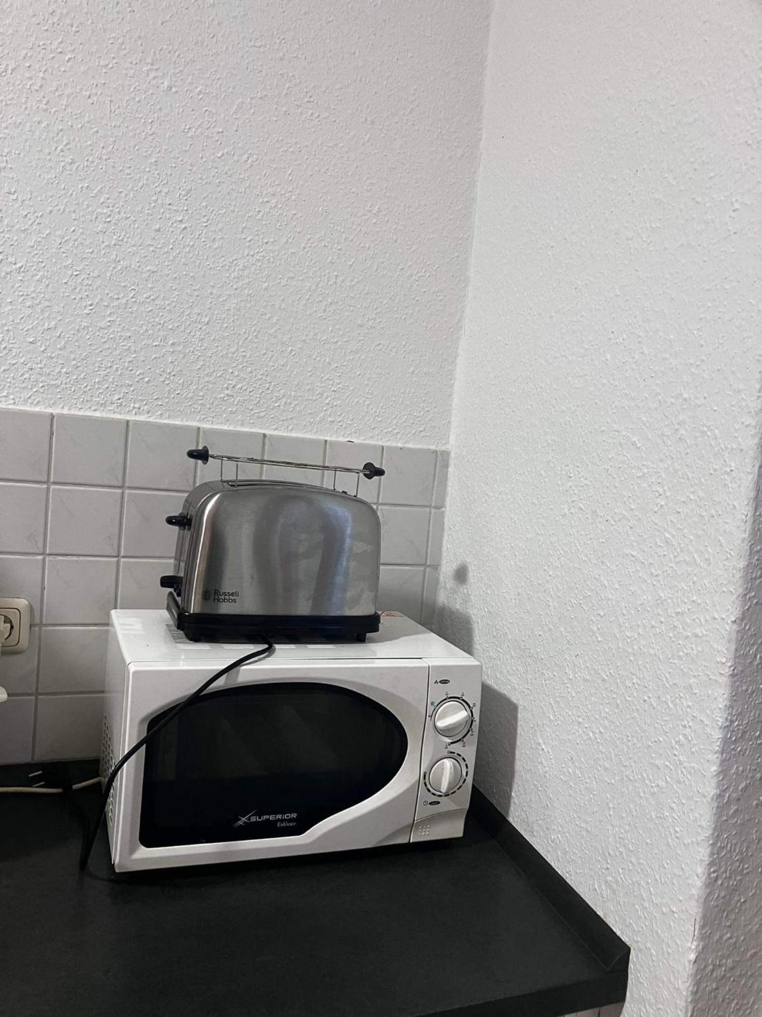 Ferienzimmer Healing Und Montuerwohnung Weissenfels Bagian luar foto