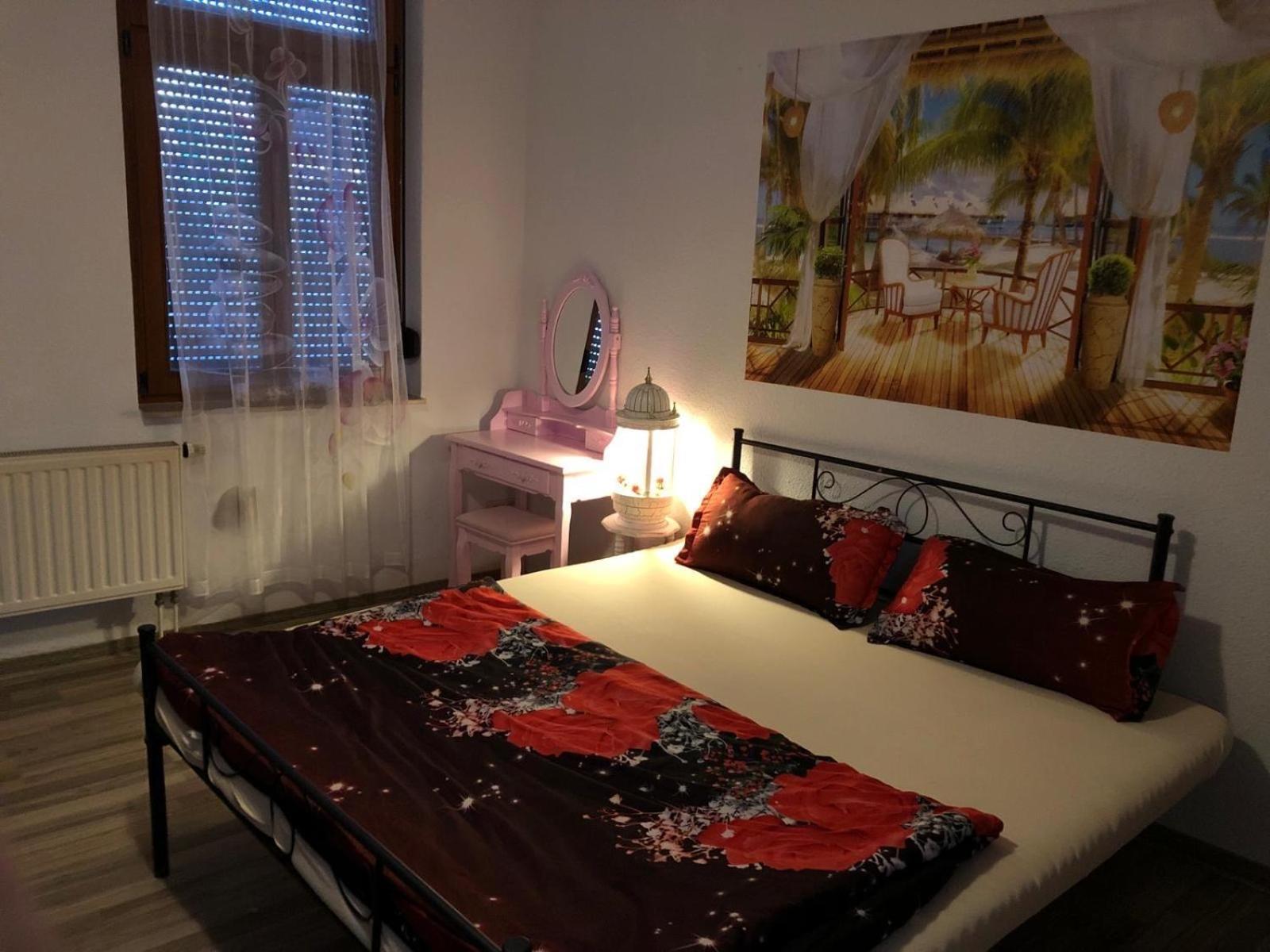 Ferienzimmer Healing Und Montuerwohnung Weissenfels Bagian luar foto