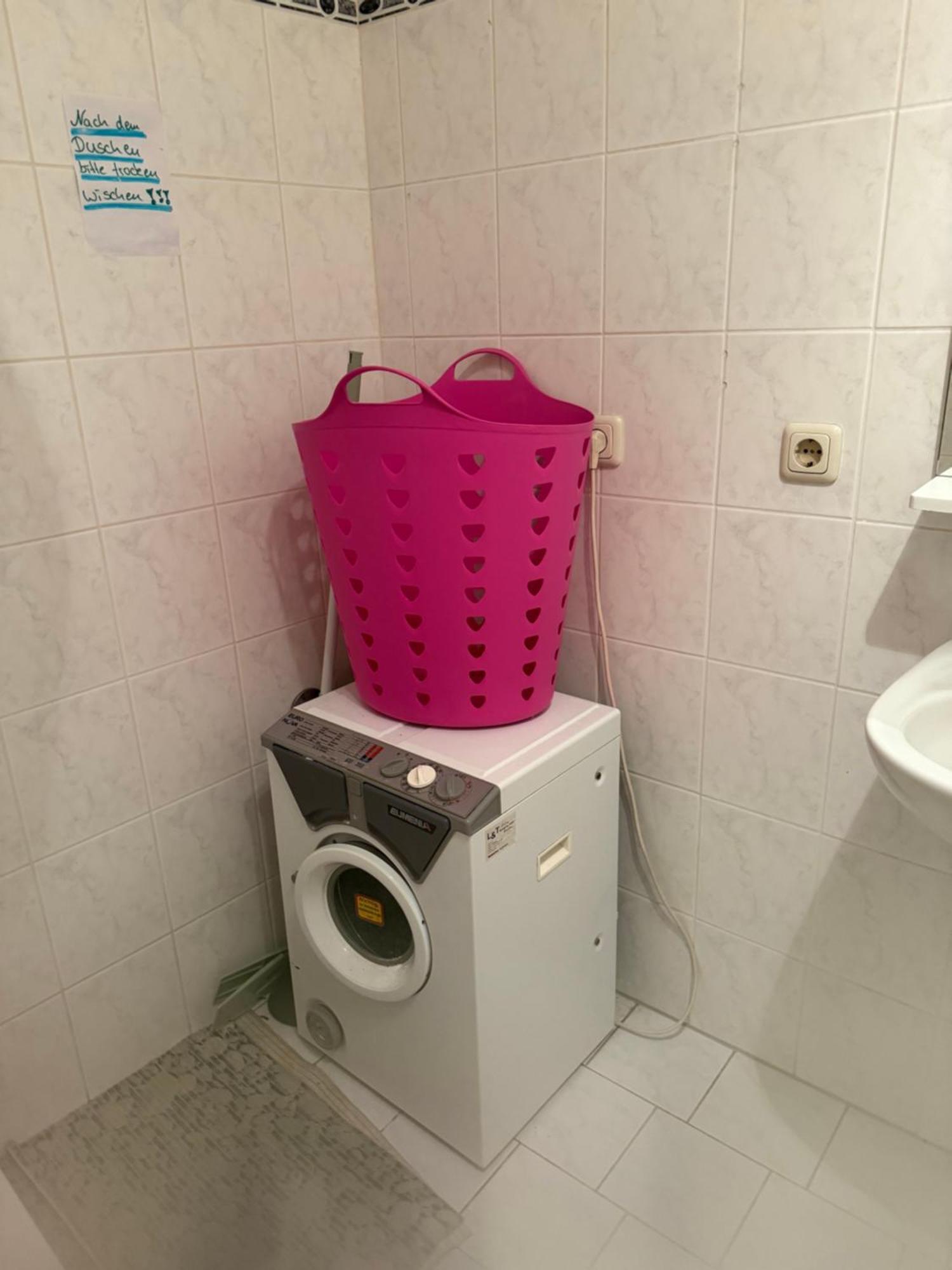 Ferienzimmer Healing Und Montuerwohnung Weissenfels Bagian luar foto