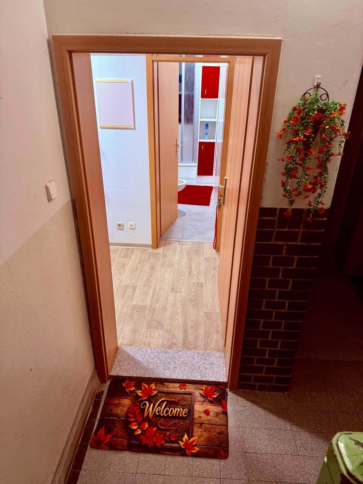 Ferienzimmer Healing Und Montuerwohnung Weissenfels Bagian luar foto