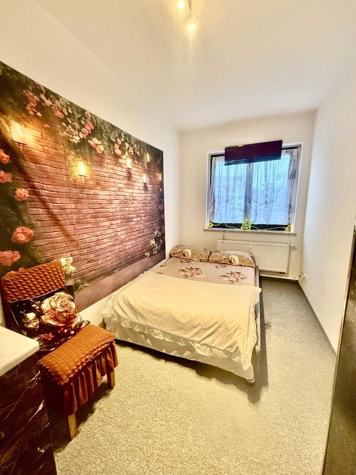 Ferienzimmer Healing Und Montuerwohnung Weissenfels Bagian luar foto